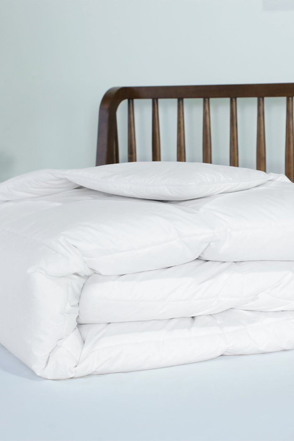 Martex Duck Feather & Down All Year Round Duvet - 10.5 Tog in White 5