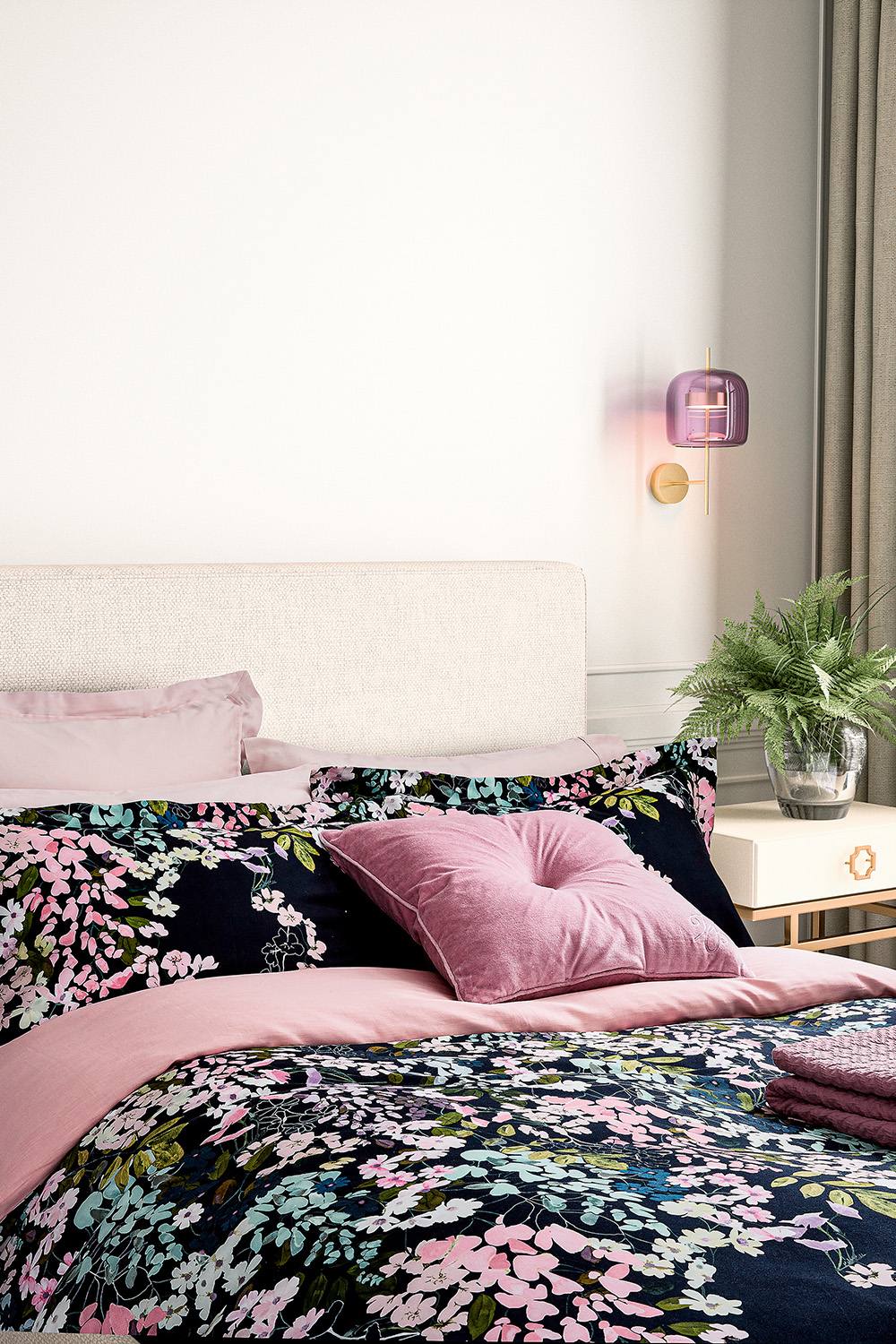 Ted Baker 'Wisteria' Cotton Sateen Duvet Cover Set in Navy 3