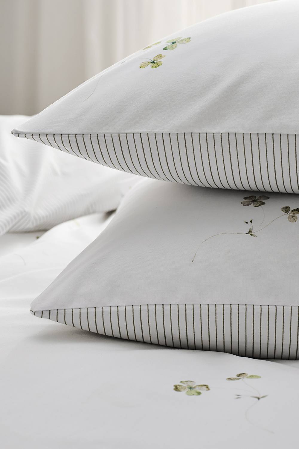 CHRISTY 'Clover' Romantic Floral Cotton Percale Standard Pillowcase Pair in White 3