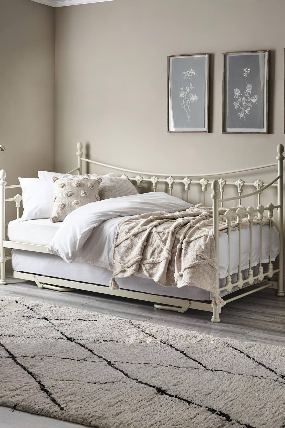 Julian Bowen Versailles Single Ivory Metal Daybed with Underbed Trundle
