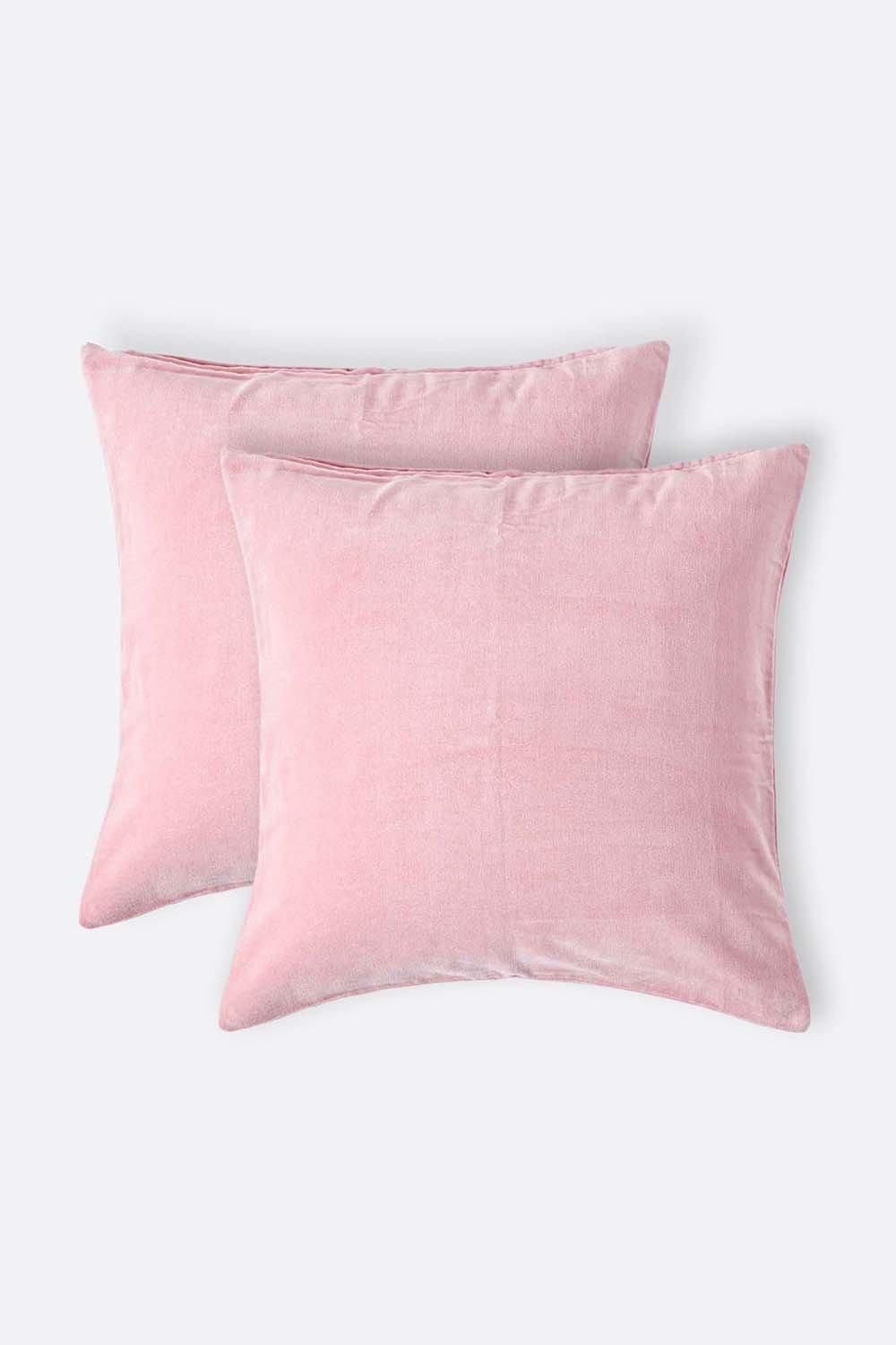 Homescapes Set of 2 Velvet Cushion Covers in Pink