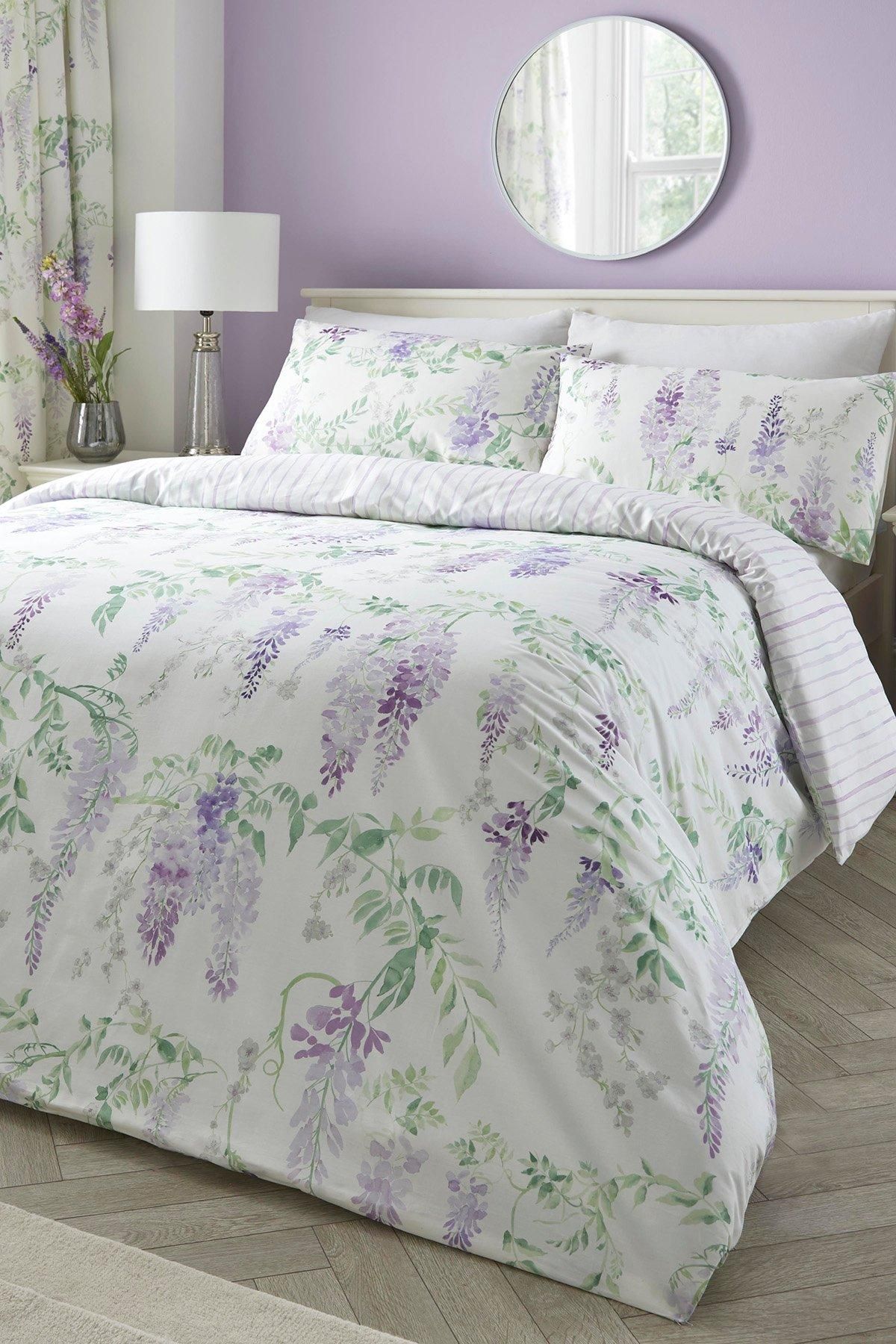 Dreams & Drapes 'Wisteria' Printed Reversible Duvet Cover Set in Lilac