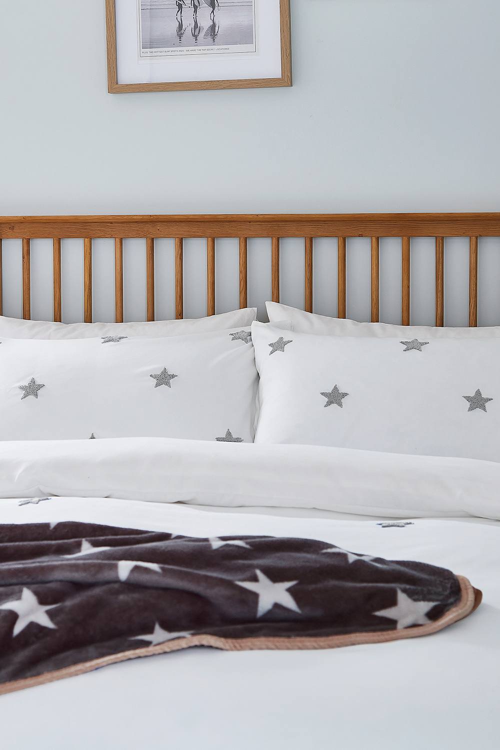 Helena Springfield 'Tufted Star Grey' Duvet Cover Set in White 2