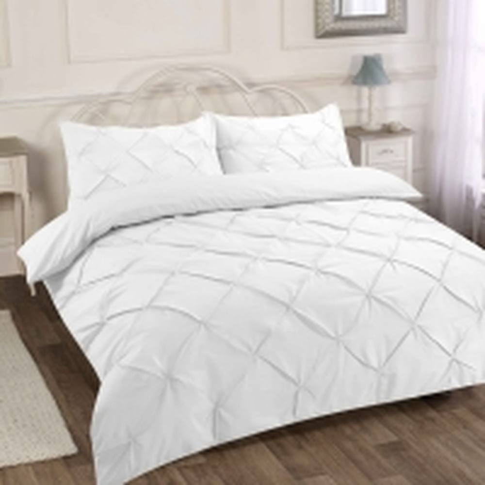 Homes-Linen Luxury Alexandra Pintuck Pleated Duvet Cover Set in White