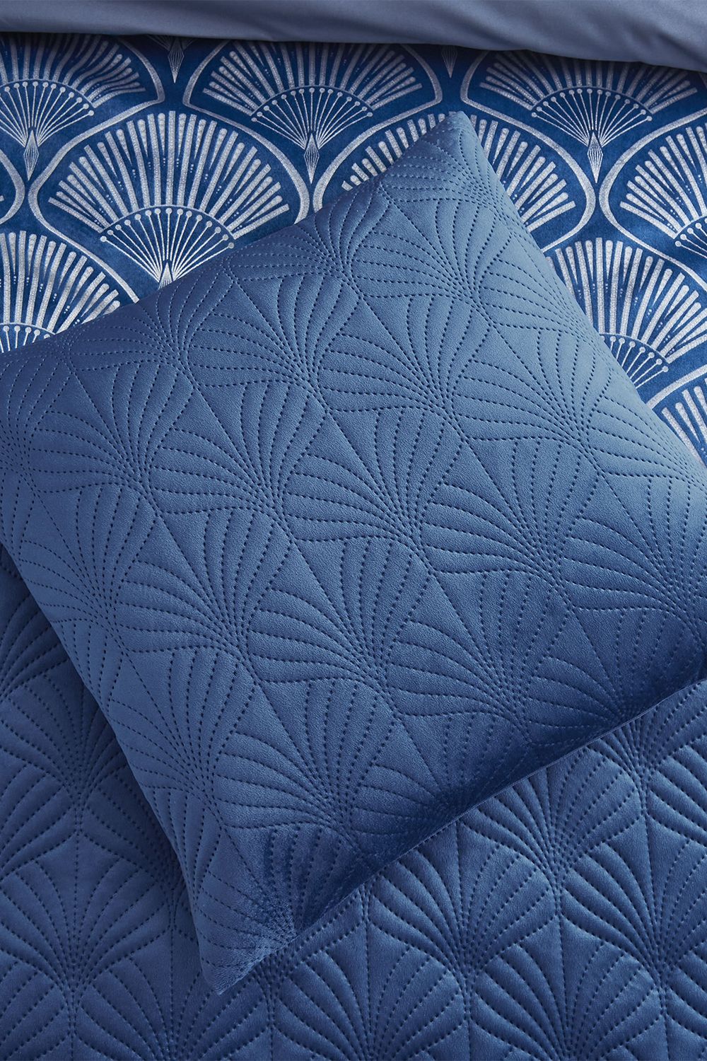 Catherine Lansfield 'Art Deco Pearl' Cushion in Navy