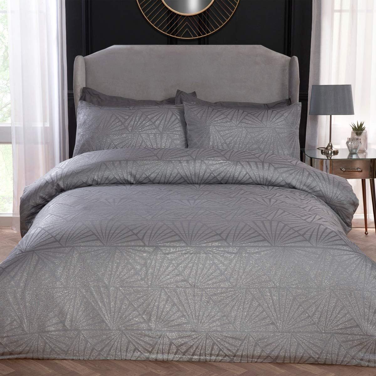 Smart Living Luxury Hotel Quality Lurex Jacquard Geometric Deco Duvet Cover with Pillowcases in Natural
