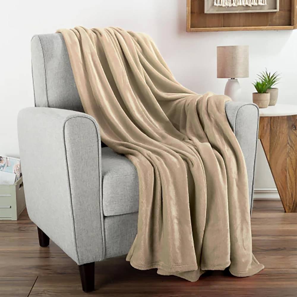 simpa Super Soft Beige Fleece Throw Warm Thermal Sofa Blanket