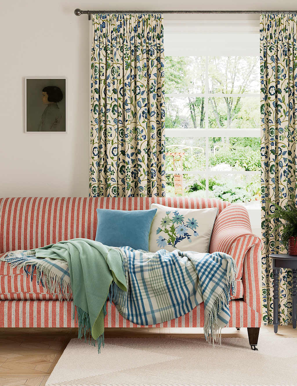 LAND & SHORE Posey Cushion White Mix