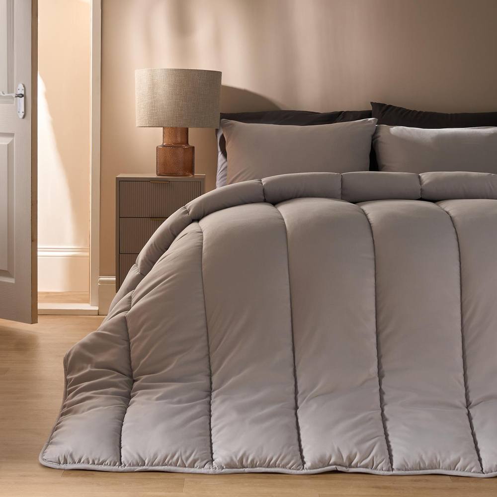 OHS Soft Coverless 10.5 TOG Duvet Set Pillowcase Quilted Cover in Metallic Silver