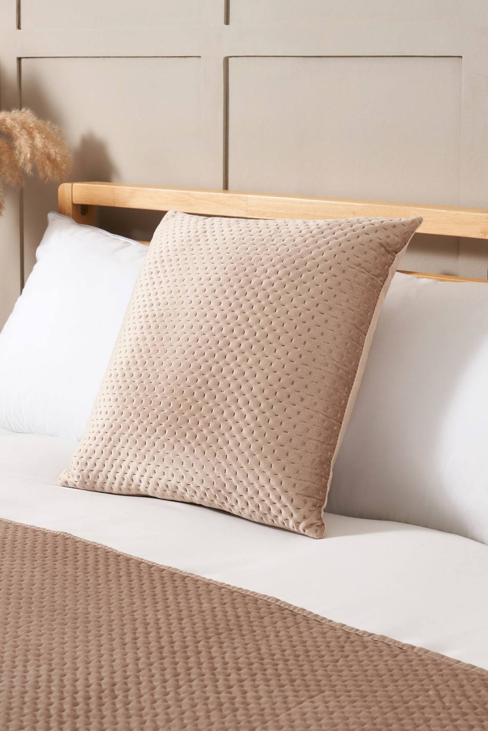 BHS Liso Cushion in Natural