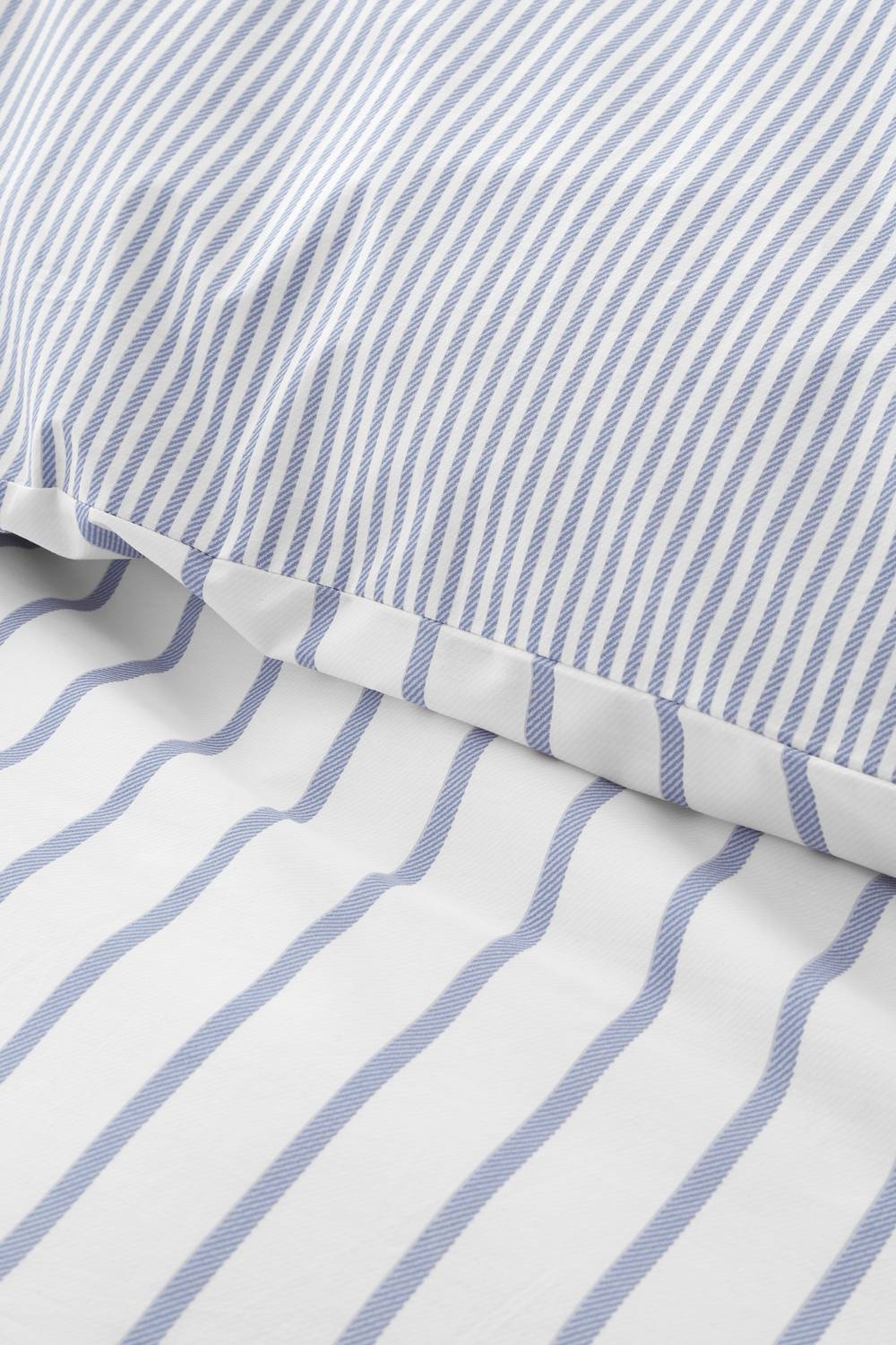 Bianca 'Hampton Stripe' 200 Thread Count Cotton Reversible Duvet Cover Set in Blue 4