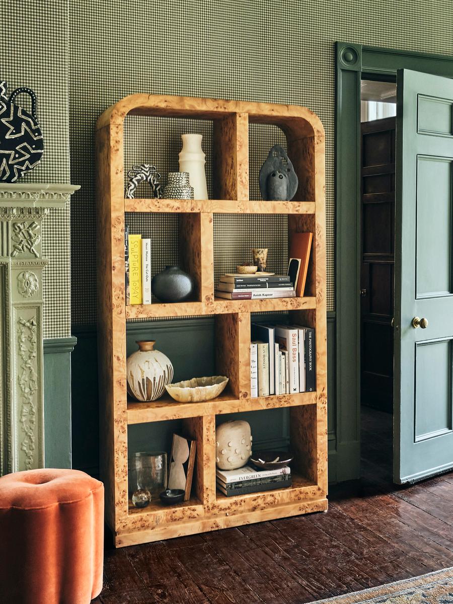 Wallace Shelves, Mappa Burl