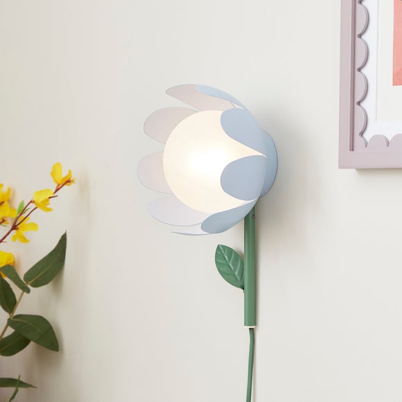 Flower Plug In Wall Light