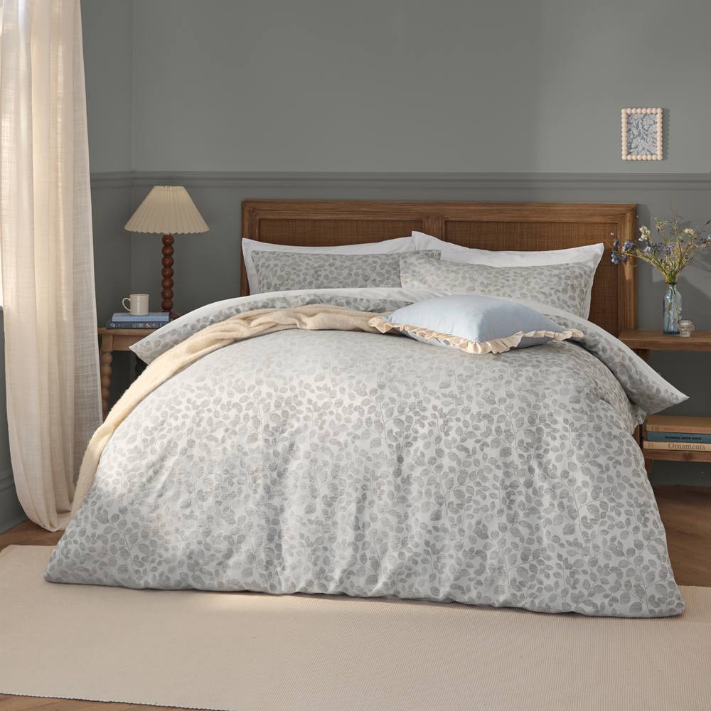 Wylder Grace Leaf Jacquard Satin Duvet Cover Set in Grey