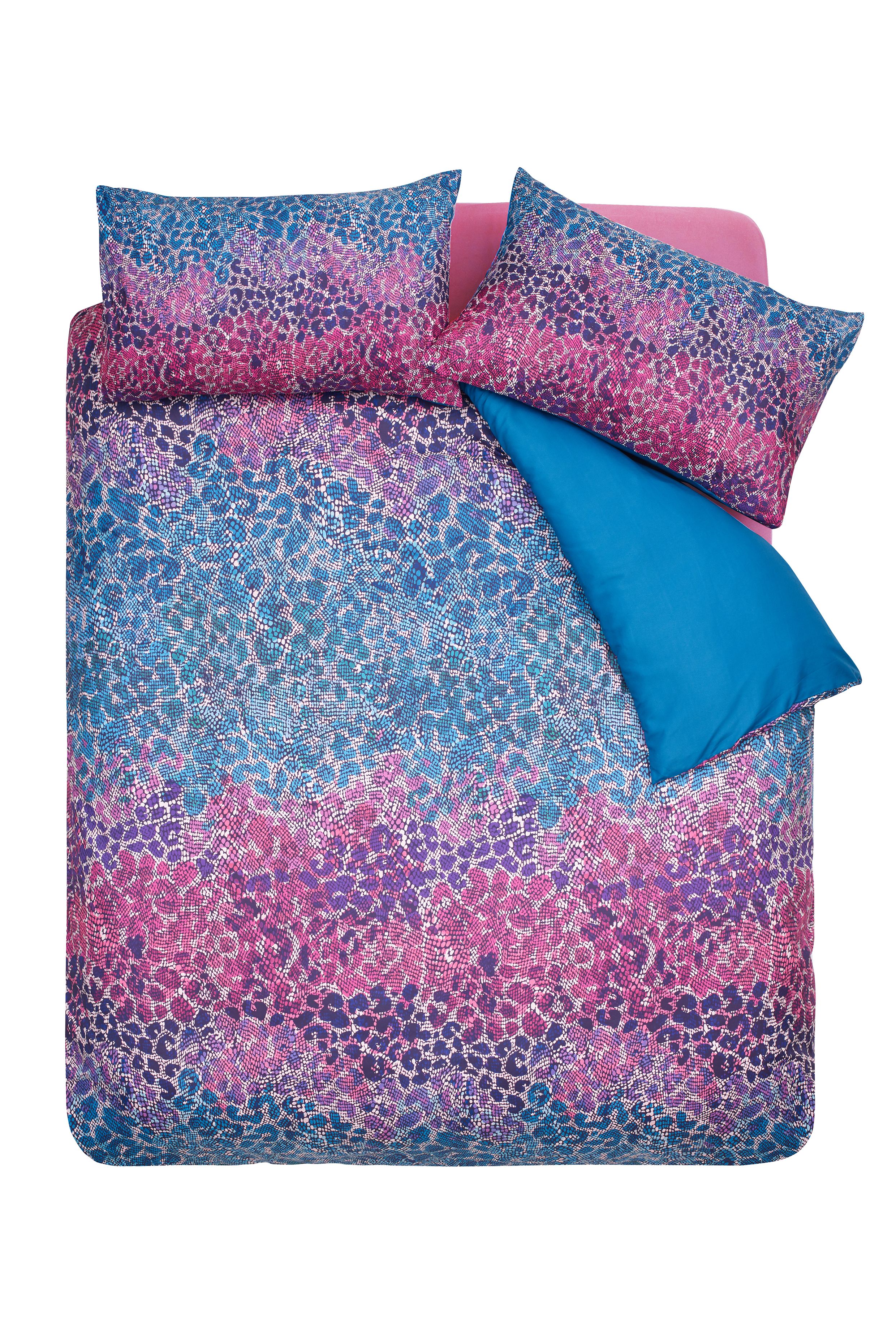 Catherine Lansfield 'Satin Animal Print' Duvet Cover Set in Teal 4