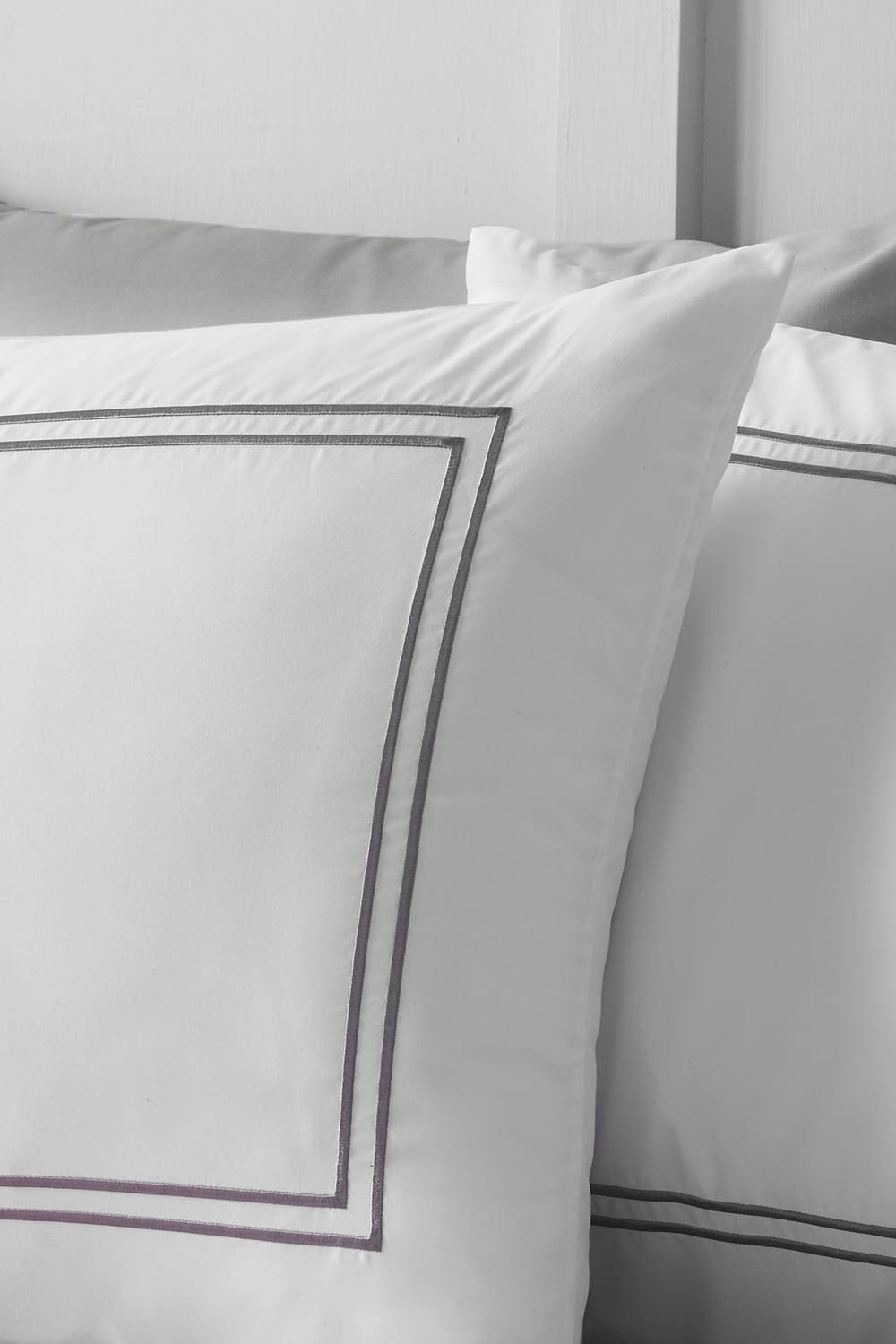 Catherine Lansfield 'So Soft Mono Satin Stitch' Duvet Cover Set in Silver 3