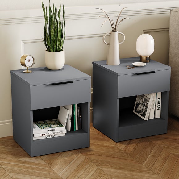 Hayes Set of 2 1 Drawer Bedside Tables