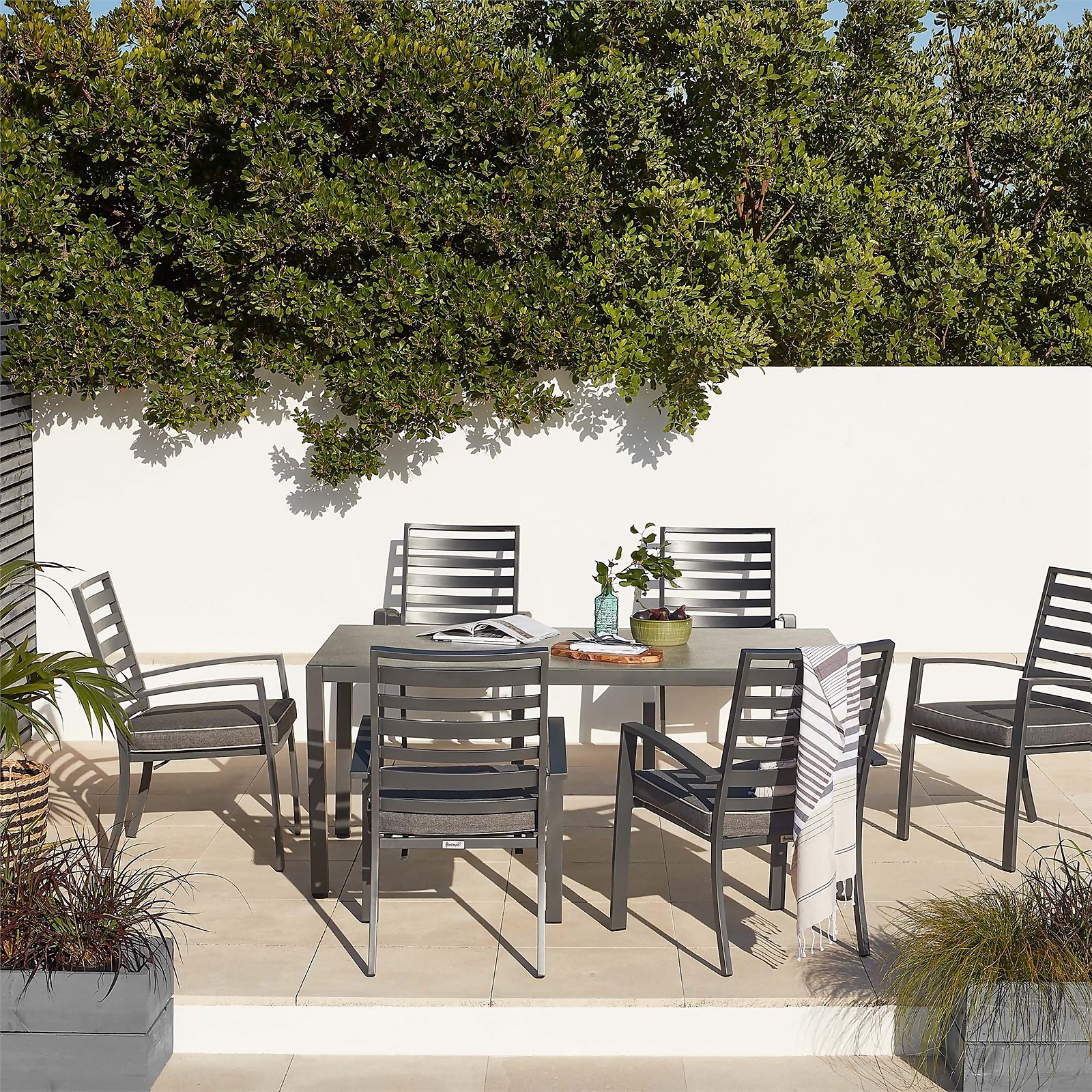 Magna 6 Seater Garden Dining Set