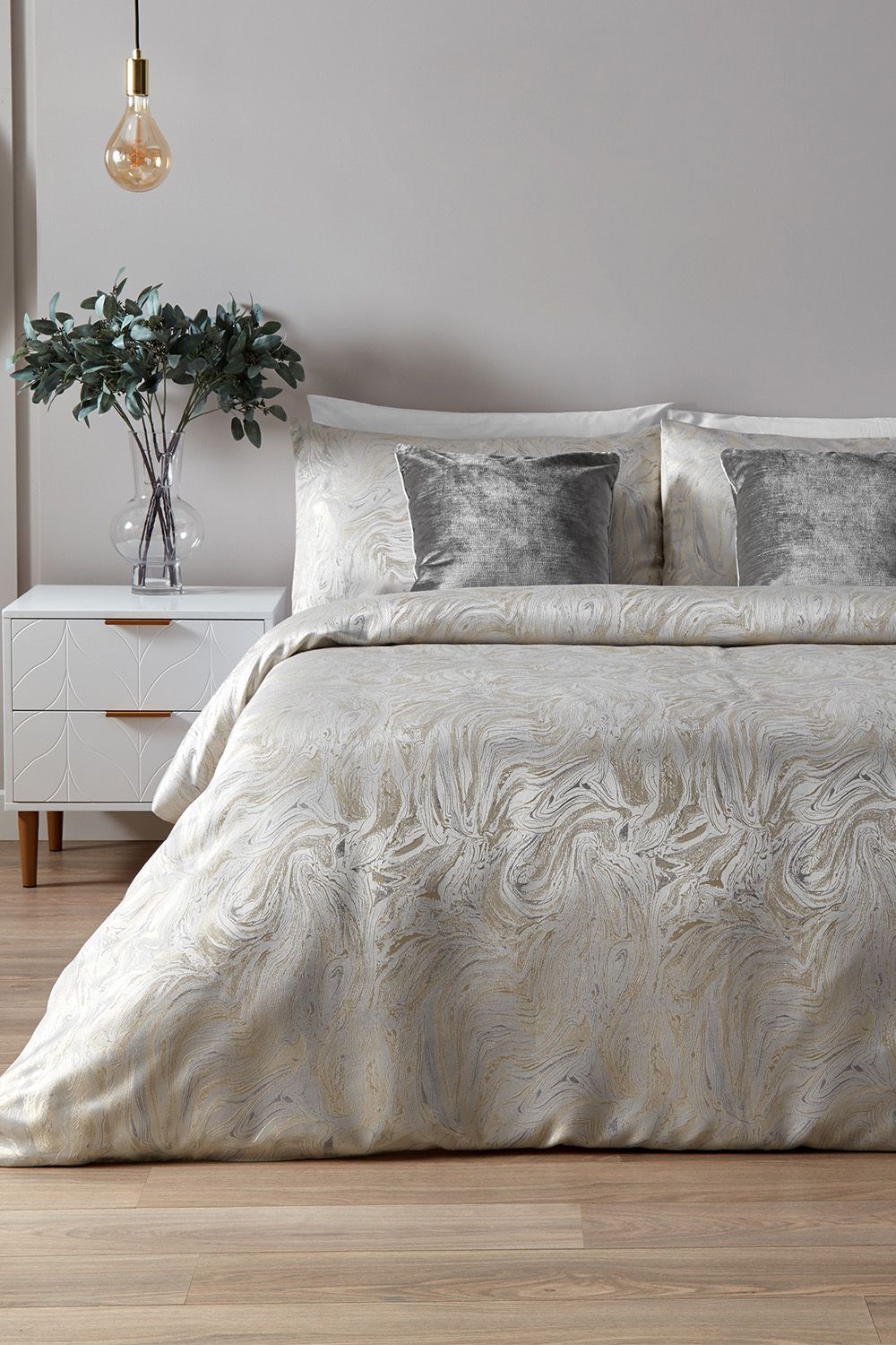 Paoletti Marble Metallic Jacquard Duvet Cover Set in Metallics