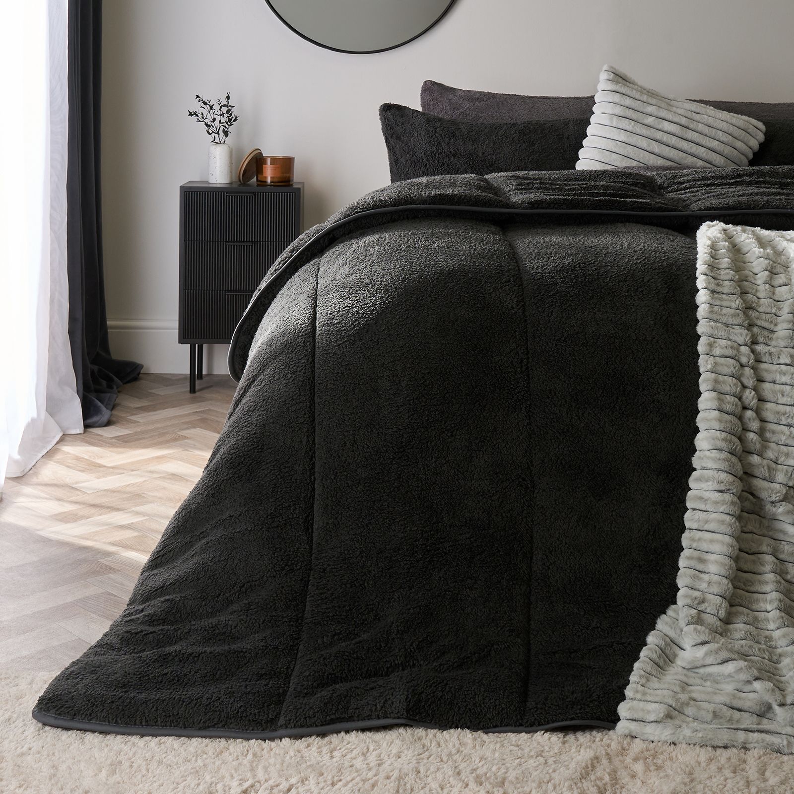 OHS Teddy Fleece 10.5 TOG Coverless Duvet with Pillowcase Bedding Set in Charcoal