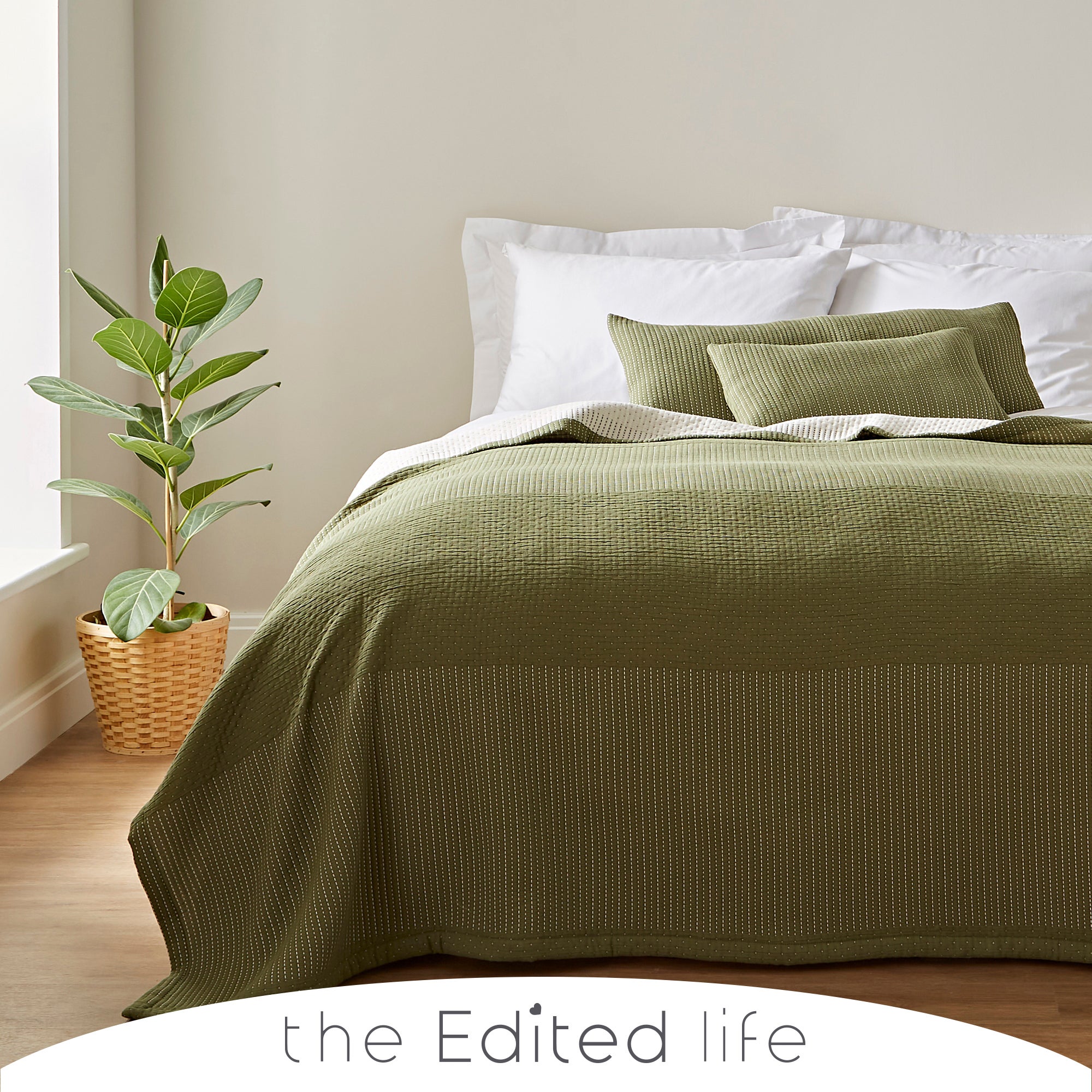Silas 100% Organic Cotton Throw Green