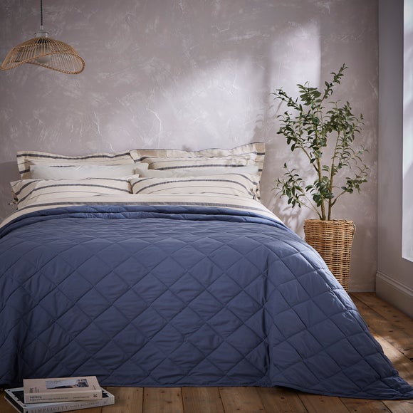 Helston Quilted Bedspread
