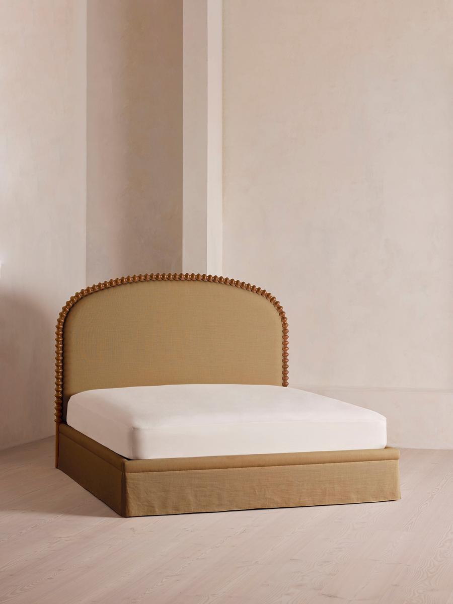 Mika Bed, King, Linen, Wheat