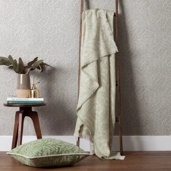 Morris & Co. Acorn Tonal Throw Blanket 130cm x 170cm