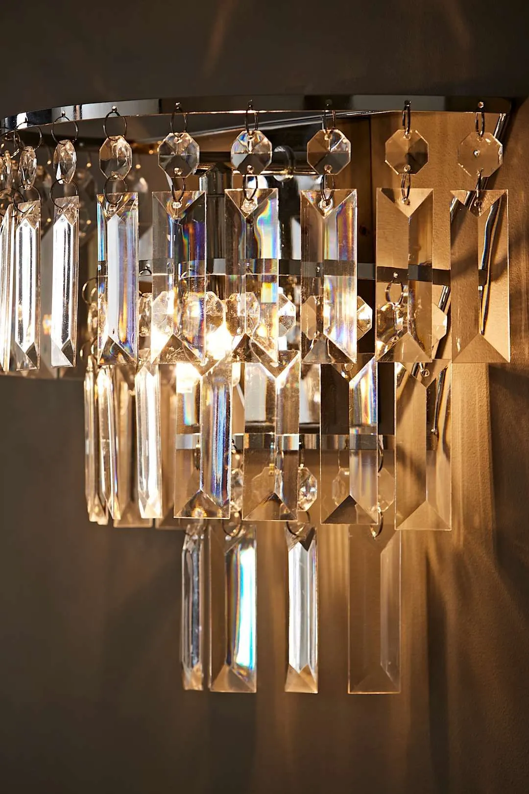ValueLights Kelsks Chrome with Droplets Chandelier Style Flush Wall Light & Bulb in Silver 2