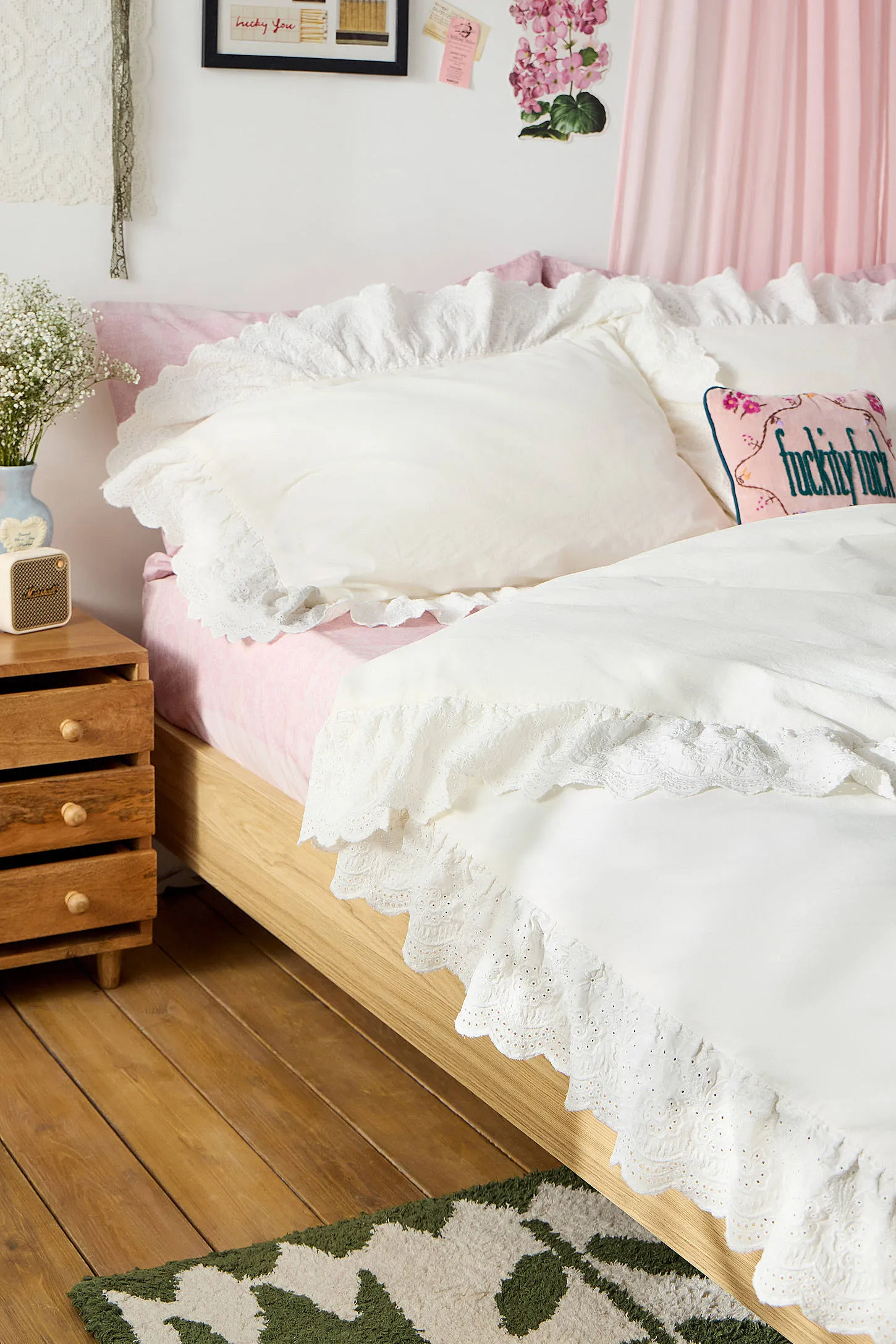White Lace Ruffle Duvet Set - White 2