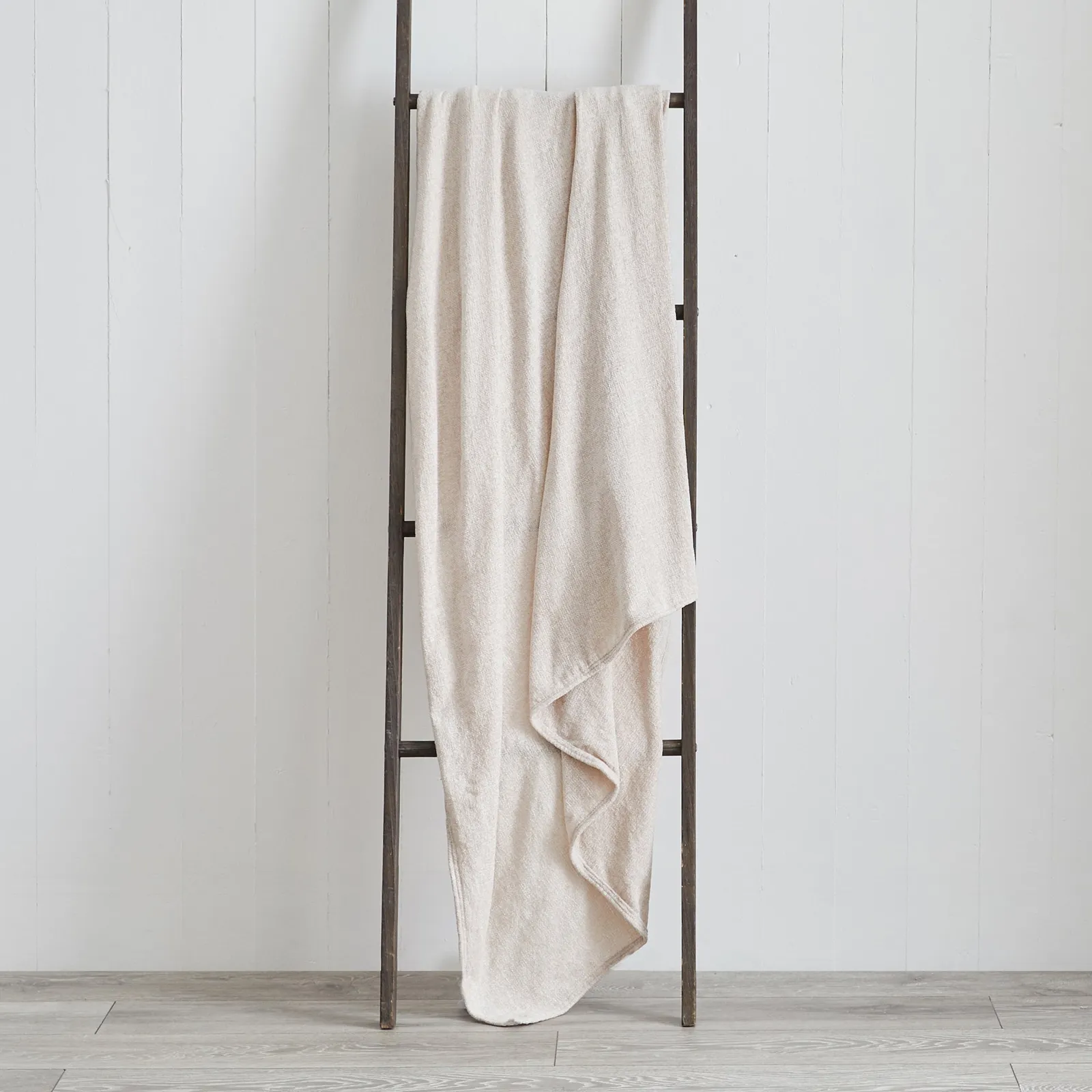 Chenille Cream Throw Cream