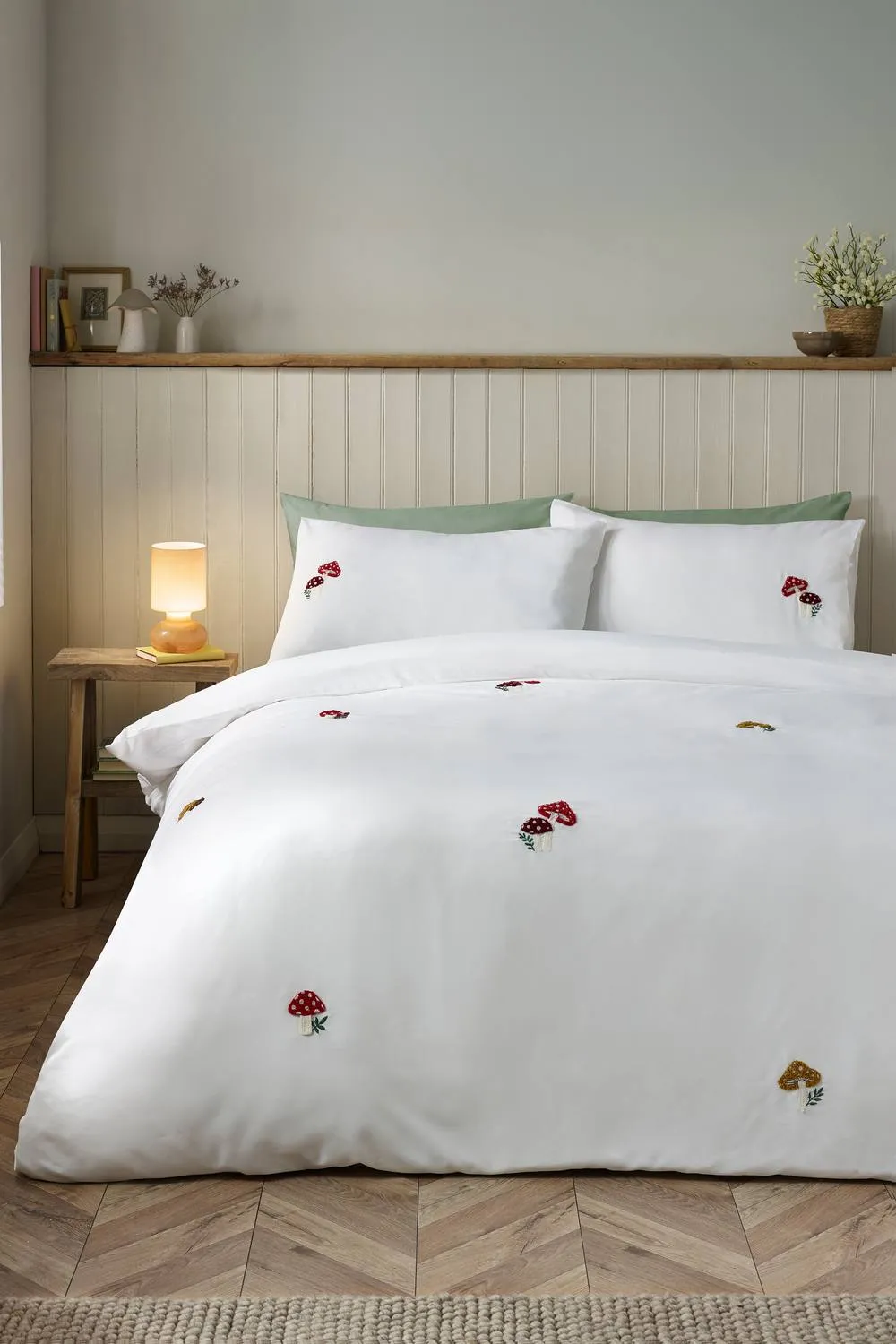 Catherine Lansfield Woodland Crochet Embroidered Duvet Cover Set in White