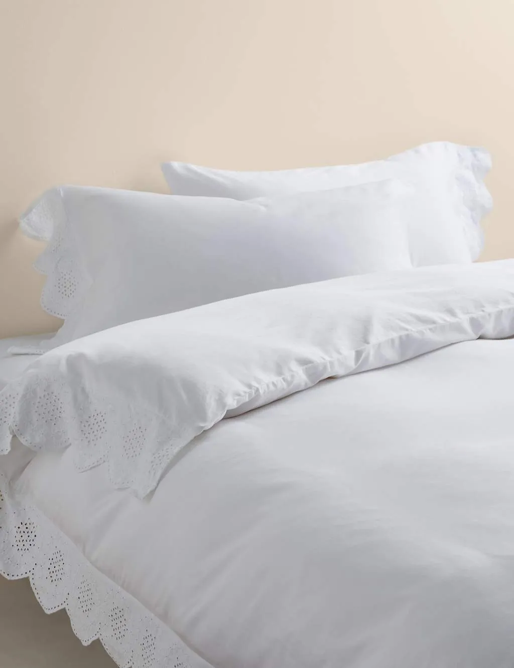 M&S Pure Cotton Broderie Scalloped Edge Bedding Set White
