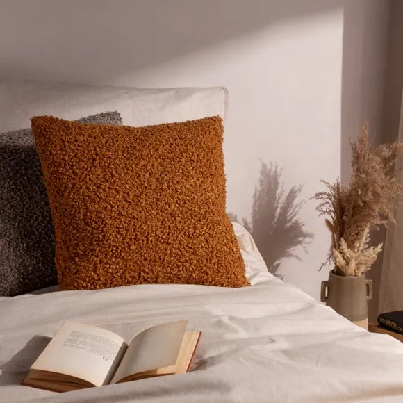 Yard Cabu Square Cushion 1