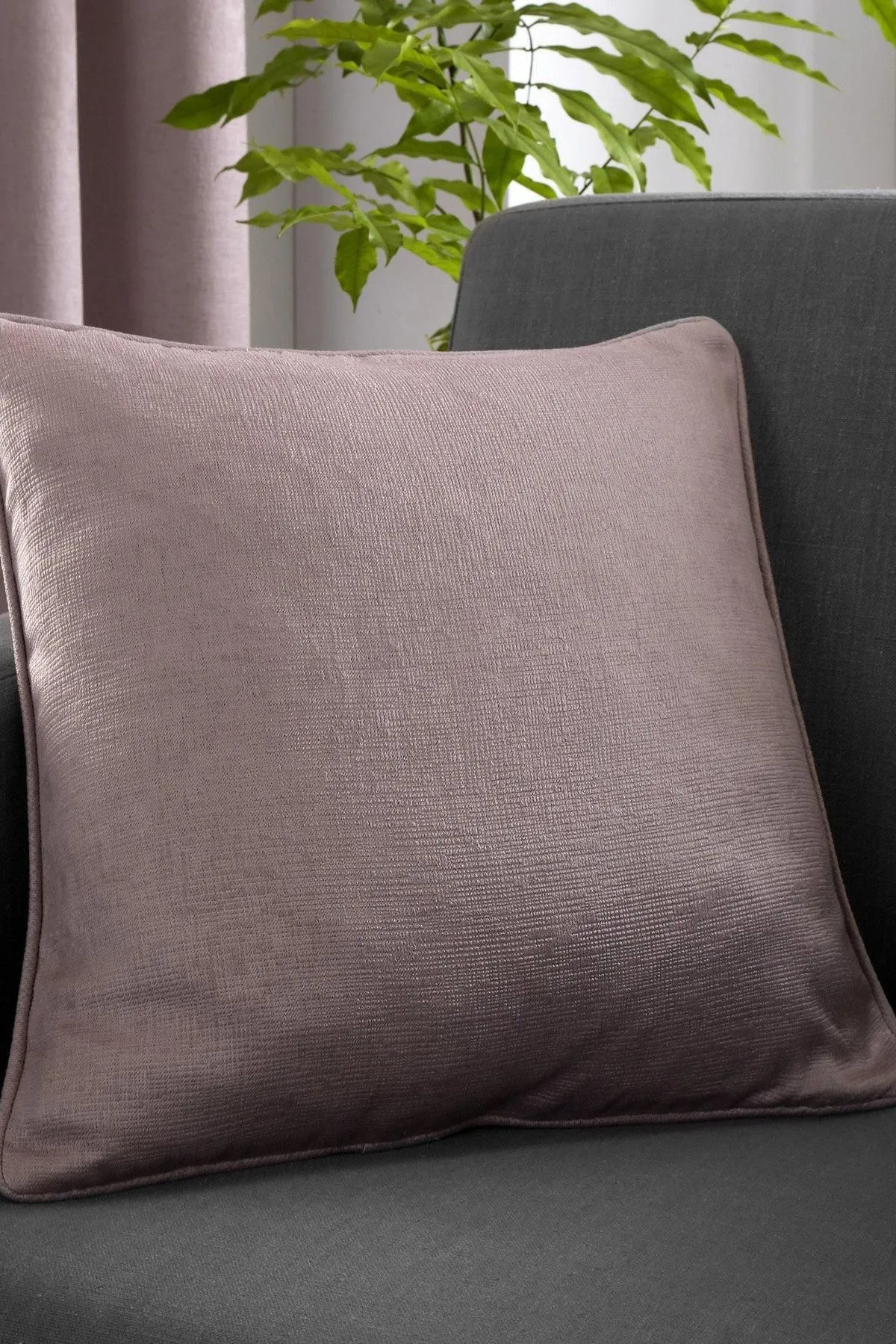 Fusion 'Strata' Luxe Velvet Filled Cushion in Rose