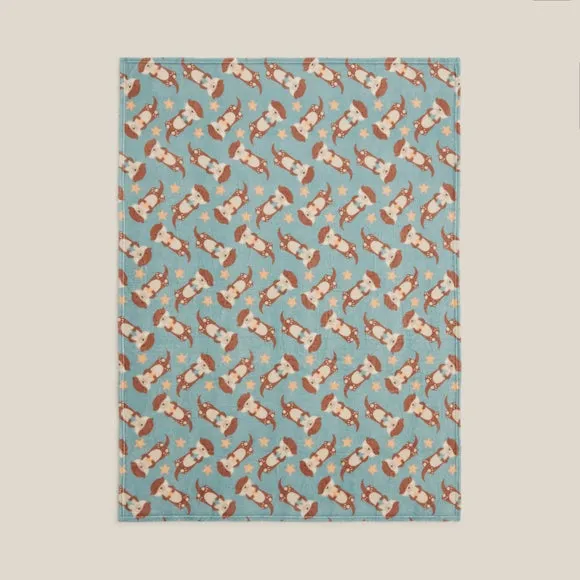 Otto the Otter Printed Fleece 170cm x 130cm Throw Blanket 3