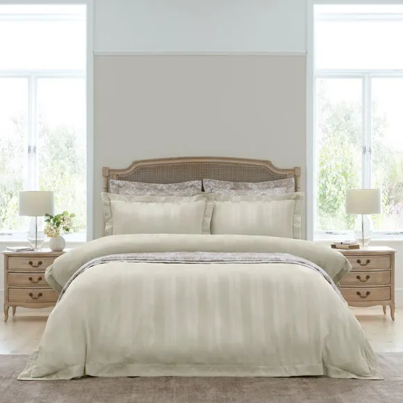 Dorma Calloway TENCEL Duvet Cover & Pillowcase Set 1