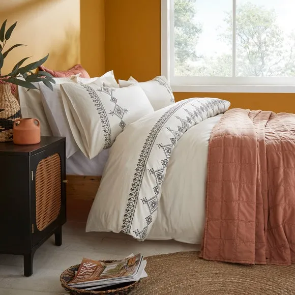 Embroidered Inca 100% Cotton Duvet Cover and Pillowcase Set 6