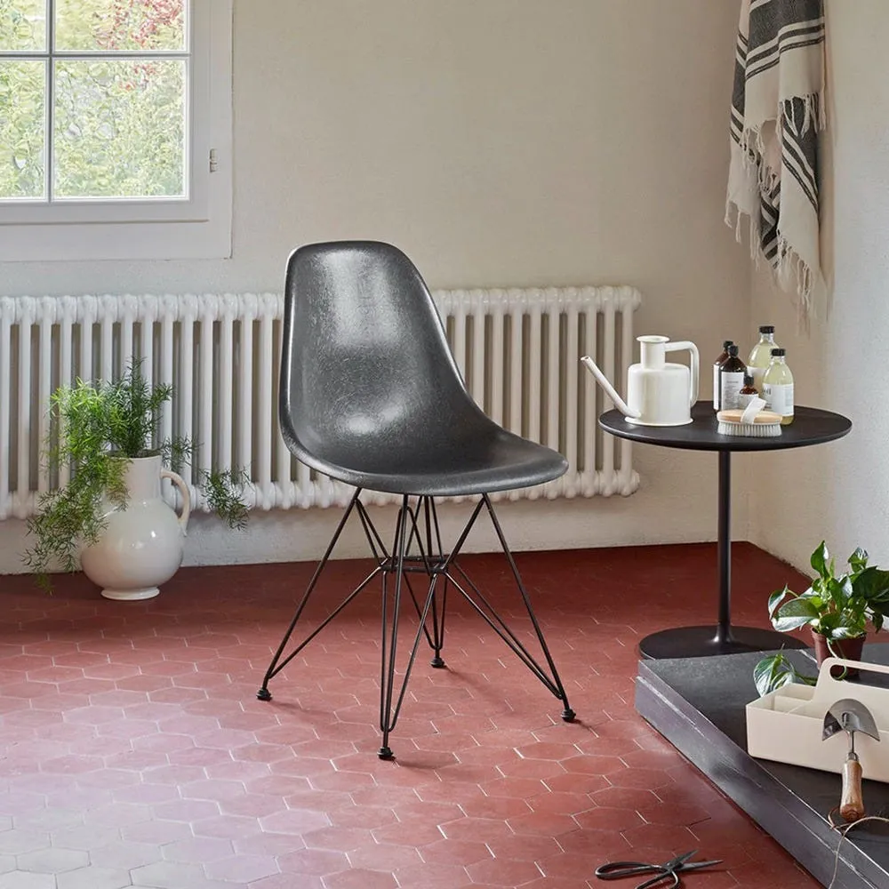 Vitra Eames Fibreglass Chair DSR Eames Sea Foam Green 30 Basic Dark Powder Coated Base 05 Glides 4
