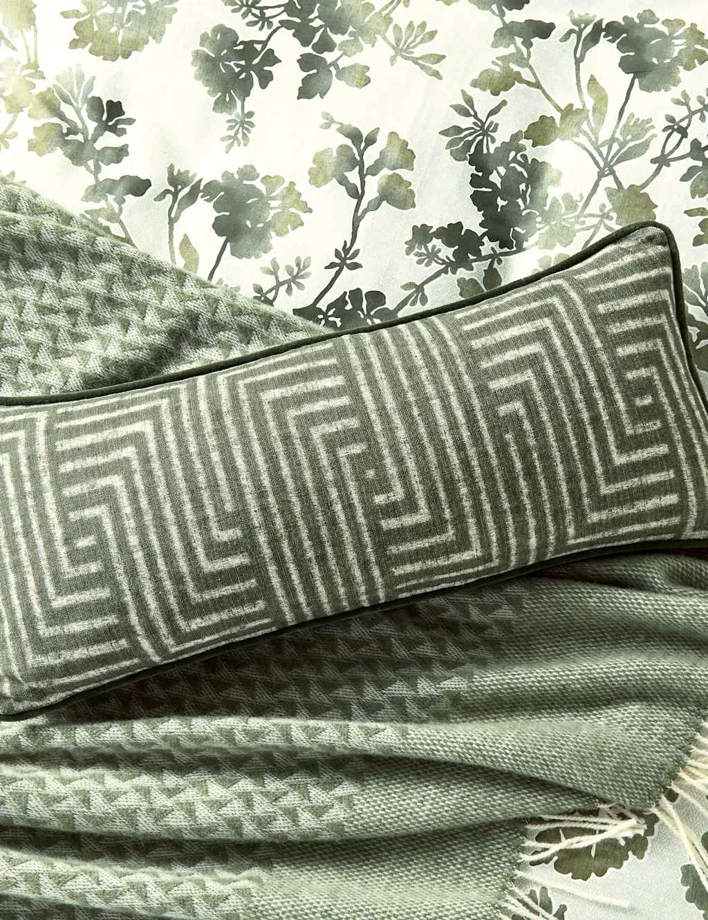 Bedeck of Belfast Pure Wool Yoko Geometric Throw Green