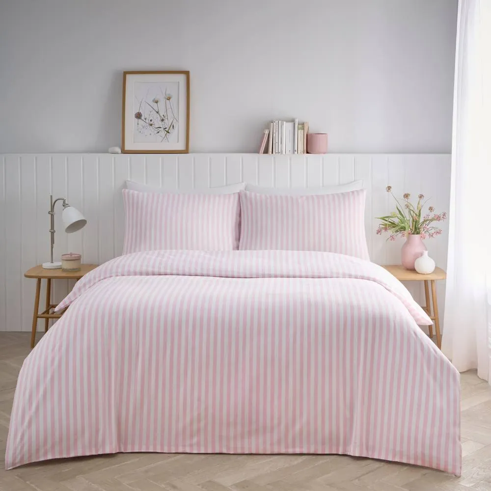 HomeSpace Direct Pencil Stripe Duvet Cover Set in Pink
