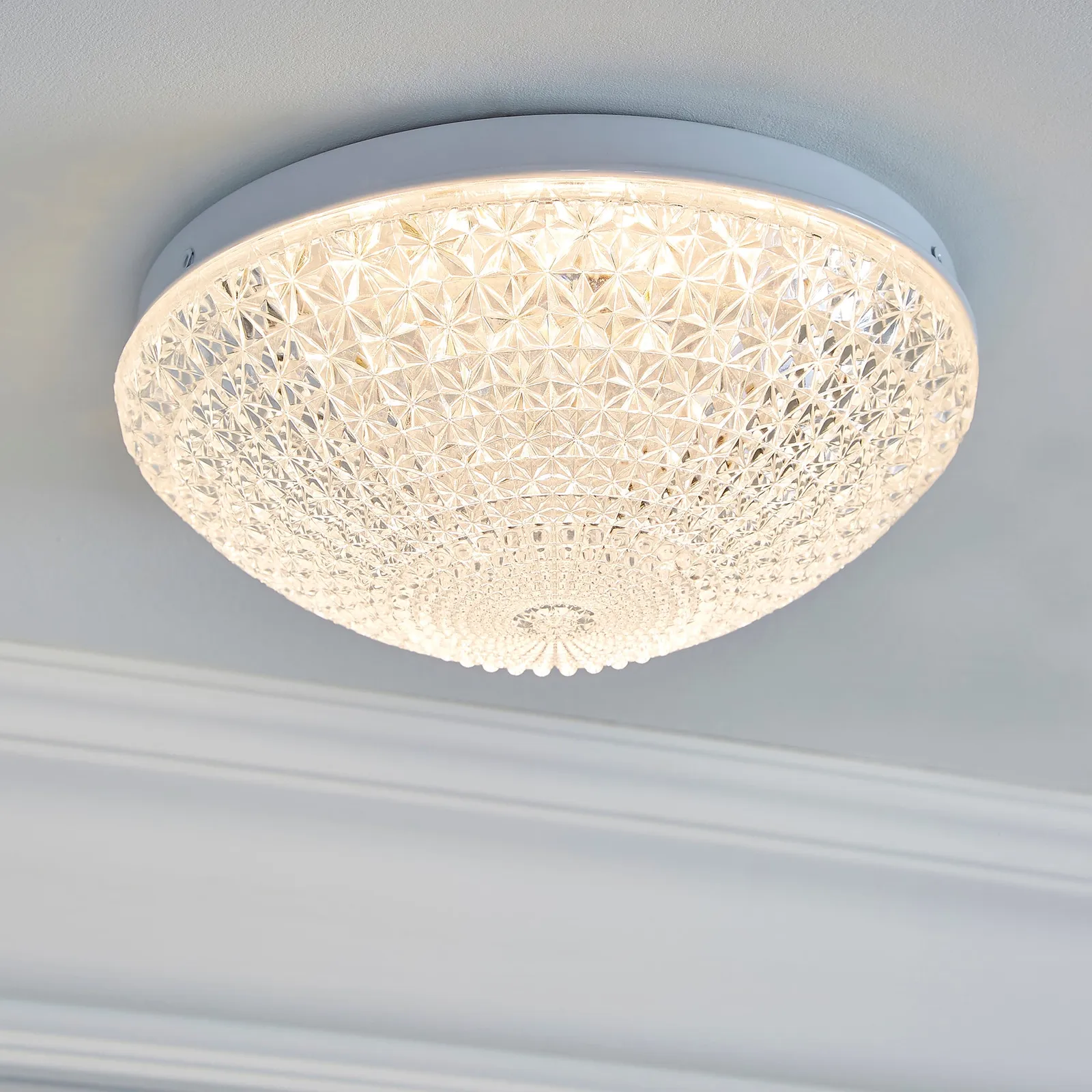 Termoli 20cm Integrated LED Flush Ceiling Fitting Clear and White
