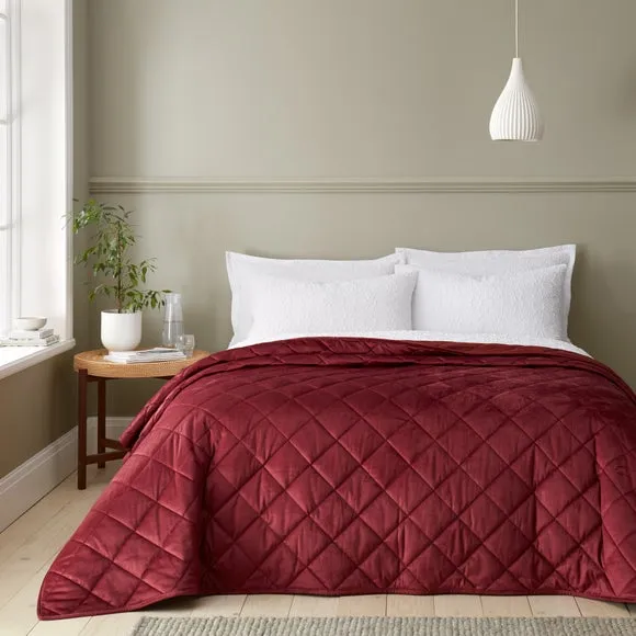Castleton Quilted Bedspread