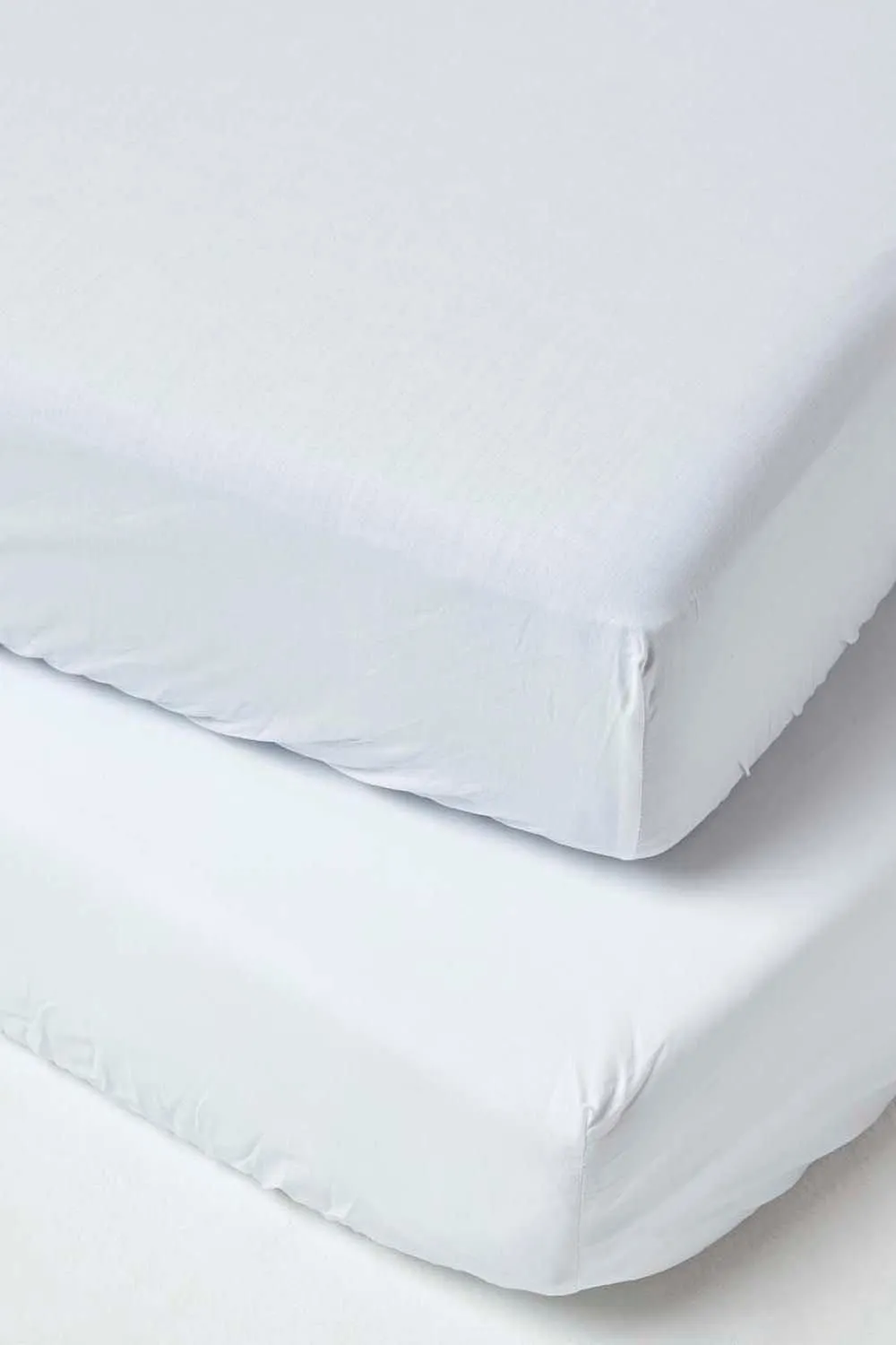 Homescapes Cotton Cot Bed Fitted Sheets 200 Thread Count, 2 Pack in White 1