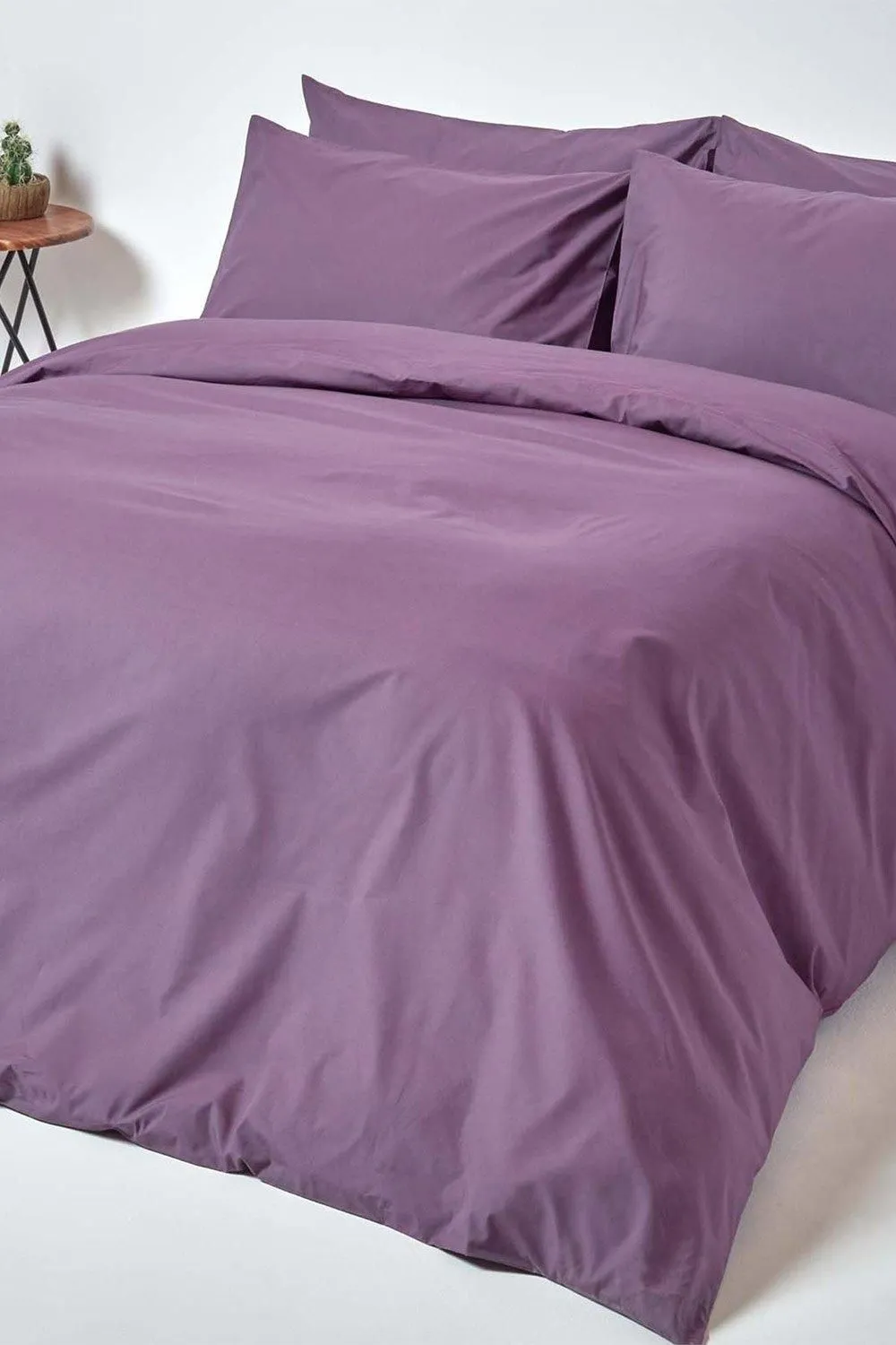 Homescapes Egyptian Cotton Duvet Cover with Pillowcase, 200 TC in Grape 2