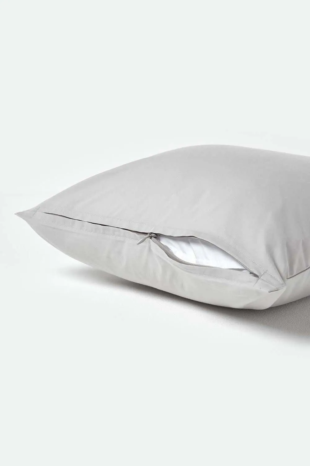 Homescapes Continental Egyptian Cotton Pillowcase 200 TC, 40 x 40 cm in Silver 3