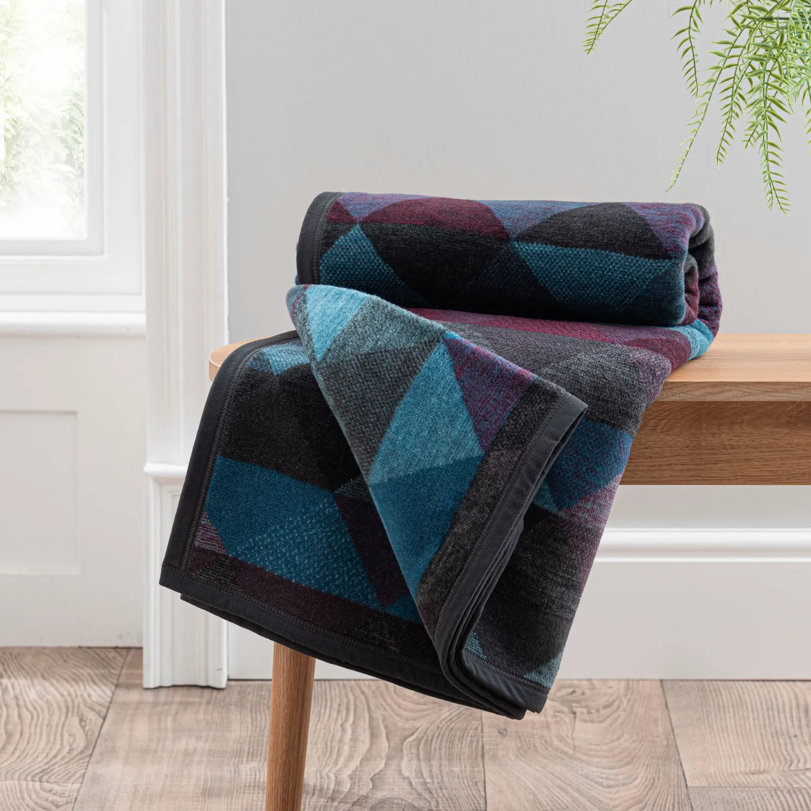 Super Soft Geo Purple Throw Blanket 1
