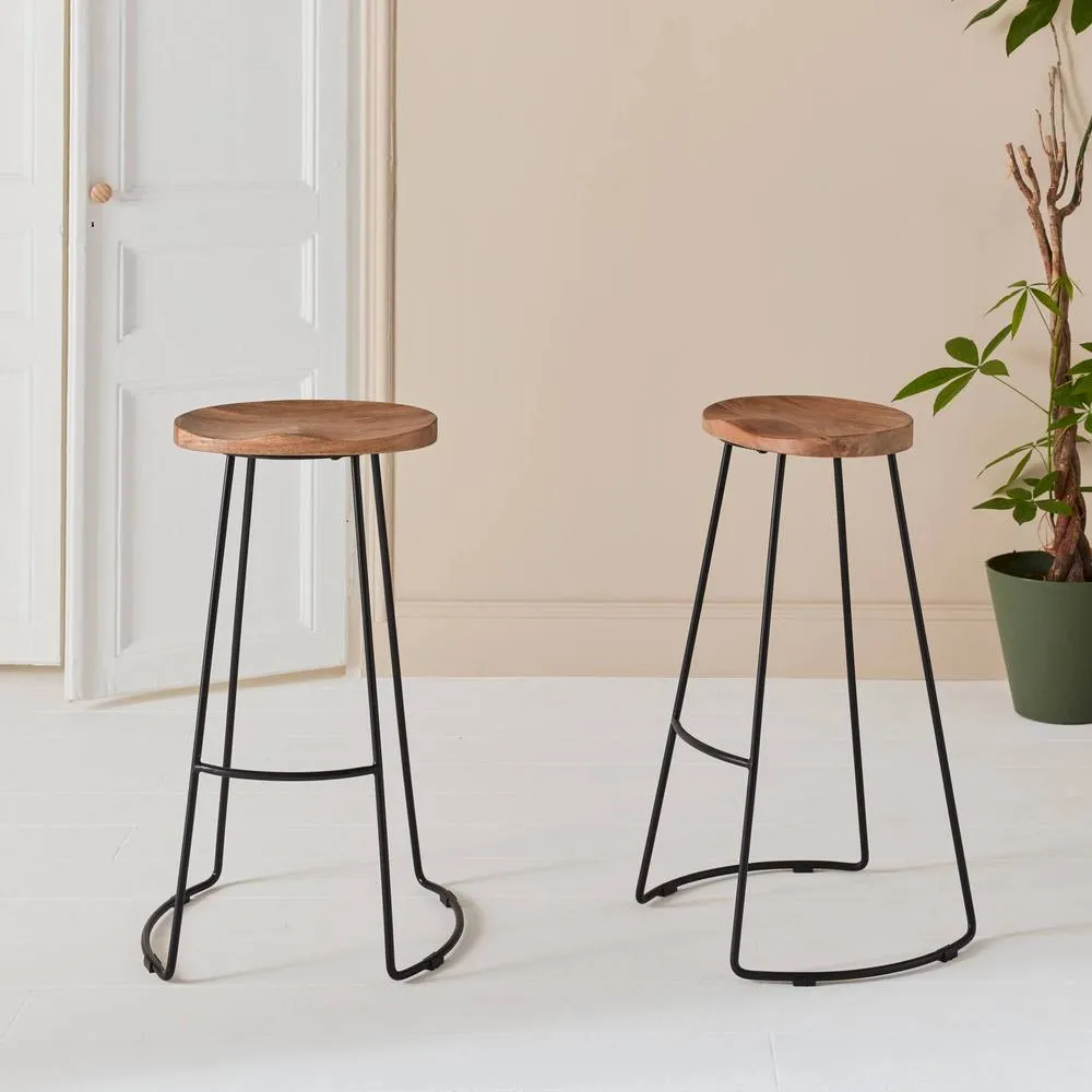 sweeek Pair of industrial metal & wooden bar stools in Beige 3
