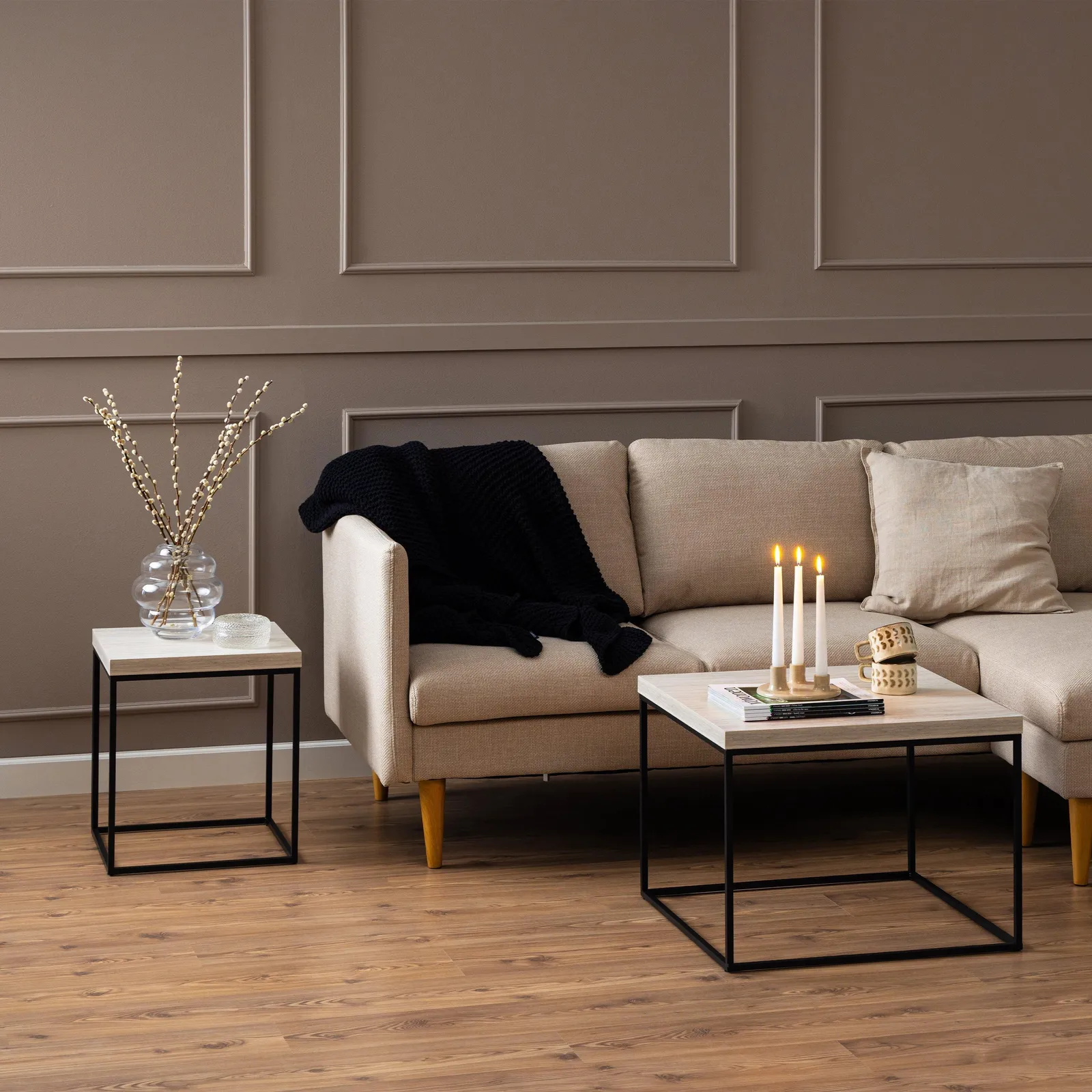 Furniture To Go Barossa Coffee Table in Black & Light Oak 40cm 3