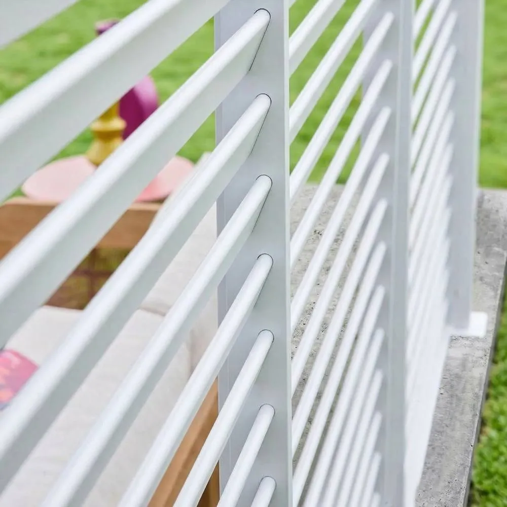 sweeek Louvered Pergola Aluminium 4 X 3m & 3 130cm Louver Panels in White 6